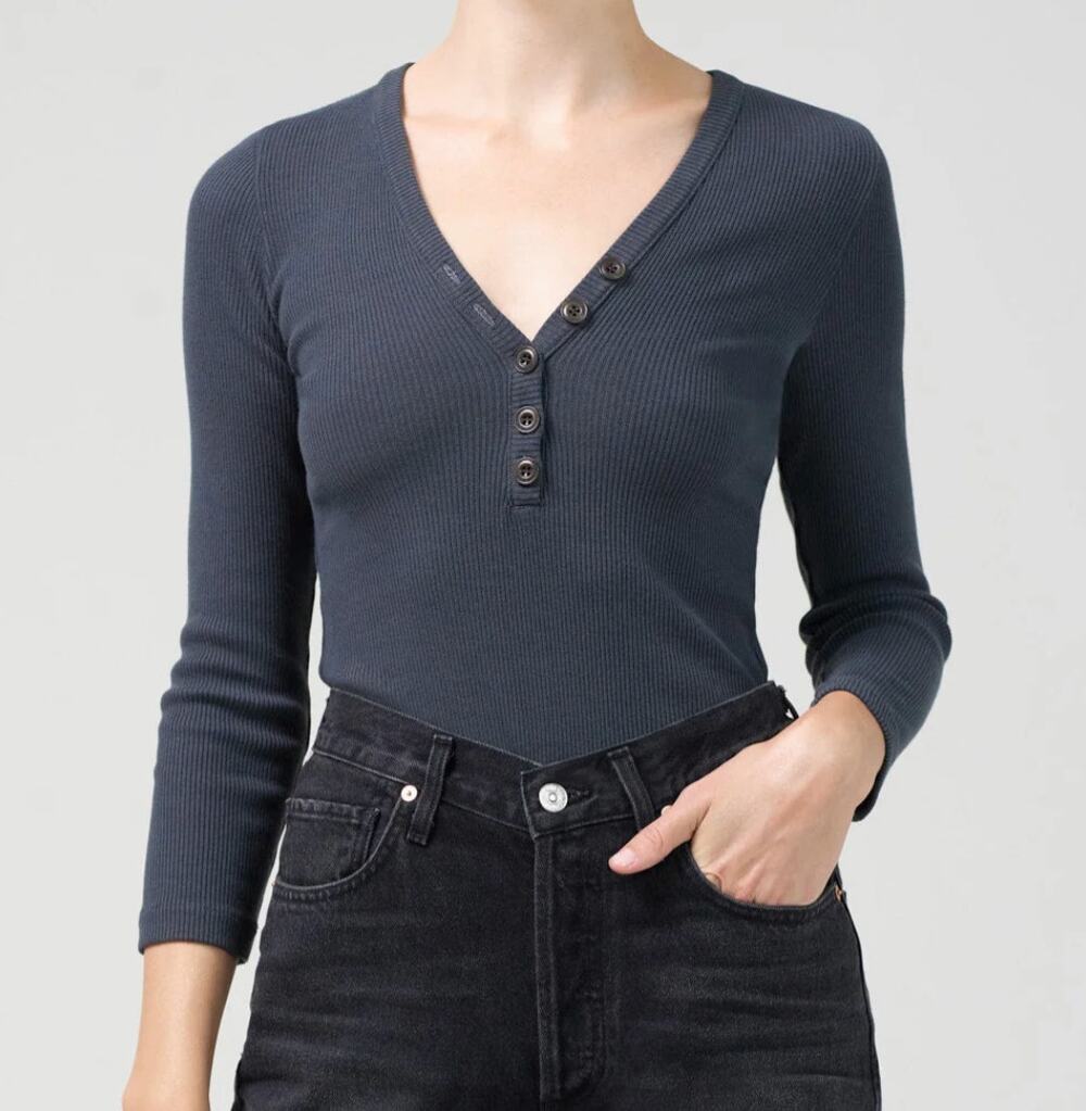 Citizens of Humanity Aideen Long Sleeve V-Neck Rib Henley Top Charcoal Small